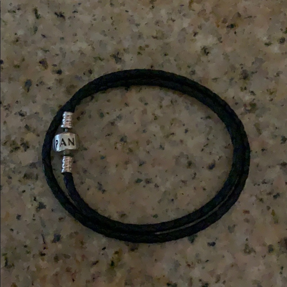 Pandora leather with silver clasp
